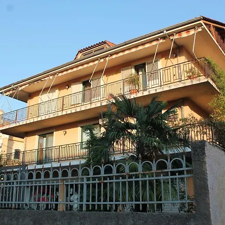 Bells Apartment *